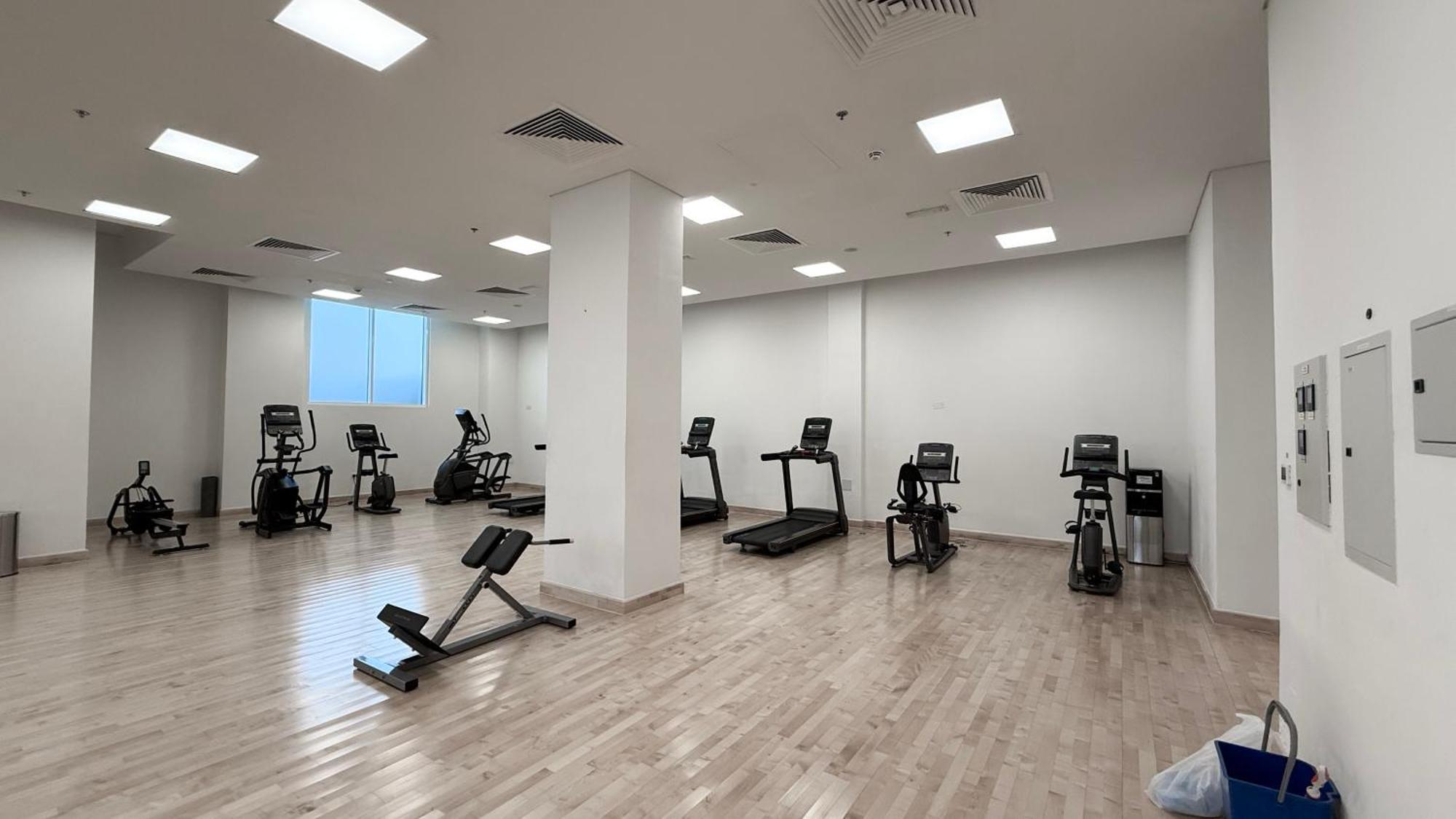 Luxury 4 Bedroom With Ferrari World And Sea Views, Yas Island Waterfront, Pool, Gym, Playground, Walk To Yas Mall Apartment *