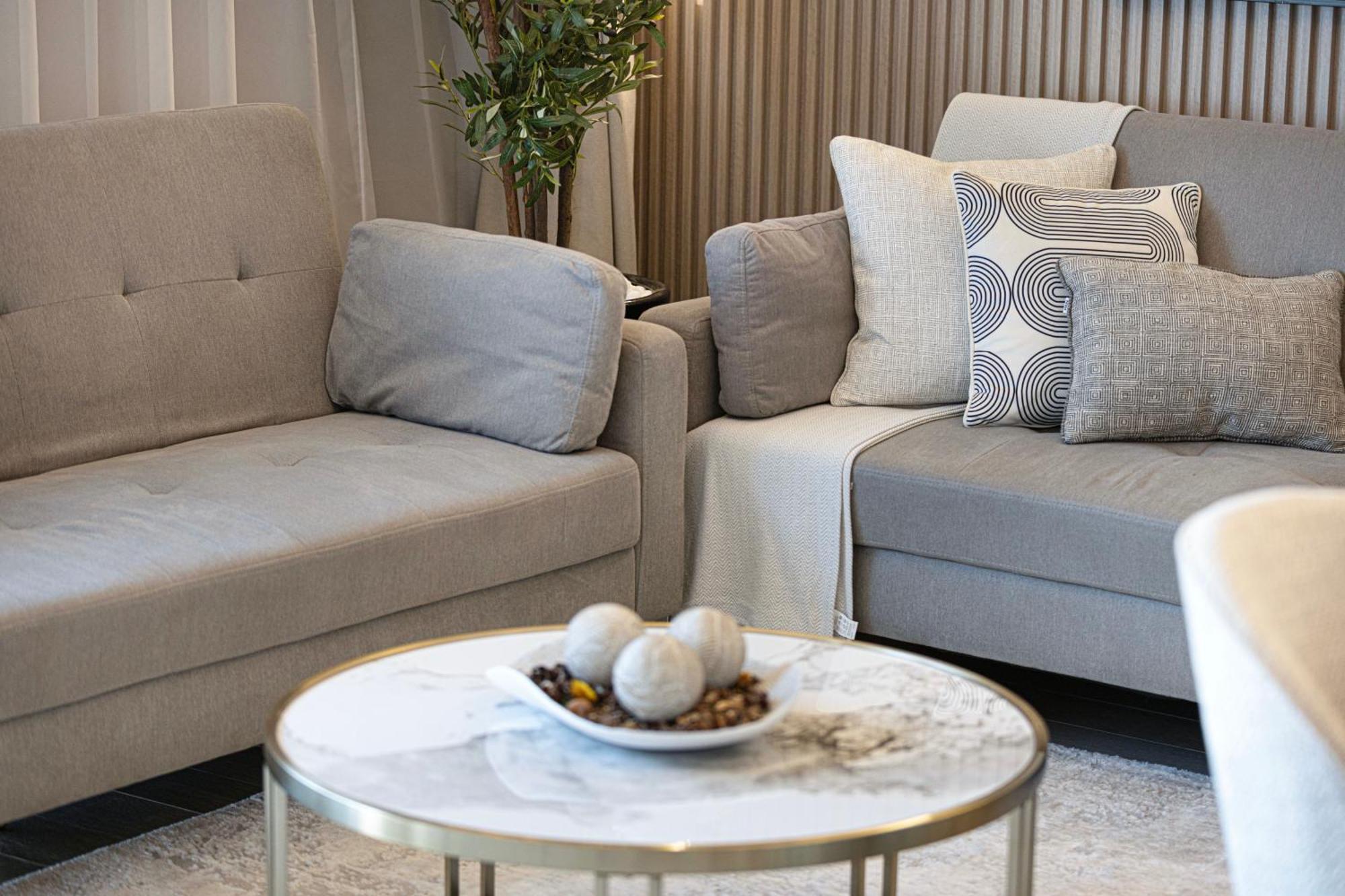 Luxury 4 Bedroom With Ferrari World And Sea Views, Yas Island Waterfront, Pool, Gym, Playground, Walk To Yas Mall Apartment *